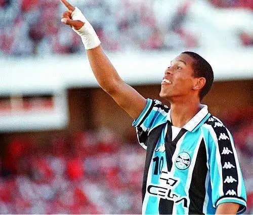 索效果和深 索效果和深